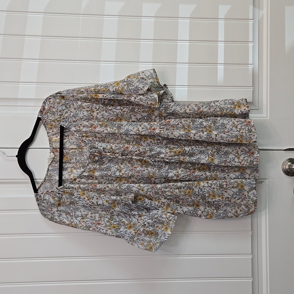 Perch Plus Size Blouse Trumpet Short Sleeve White With Flowers Semi Sheer SZ 1X